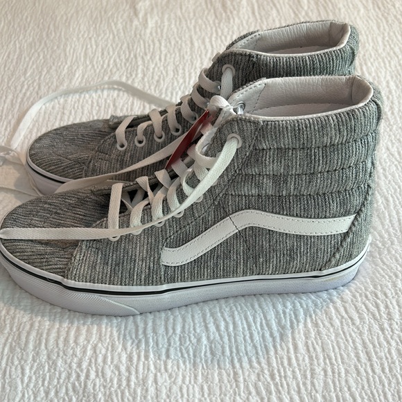 NWT SK8-Hi Vans in Heathered Gray Rib - Picture 4 of 7
